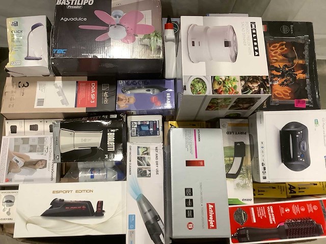 Pallet retourgoederen - afbeelding 1 van  10