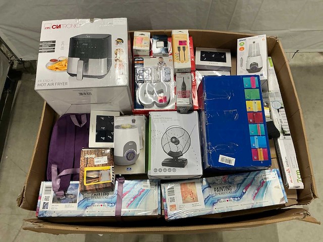 Pallet retourgoederen - afbeelding 1 van  9