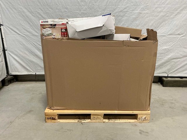 Pallet retourgoederen - afbeelding 7 van  7