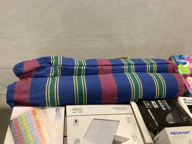 Pallet retourgoederen - afbeelding 8 van  9