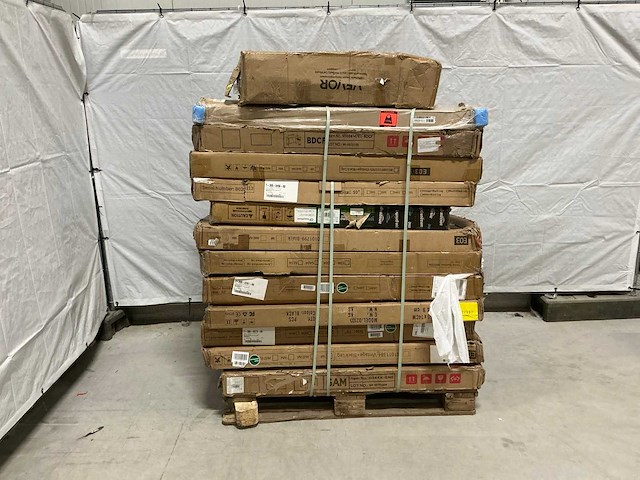 Pallet retourgoederen - afbeelding 1 van  8