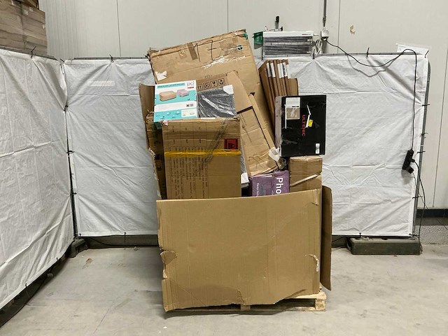 Pallet retourgoederen - afbeelding 1 van  7