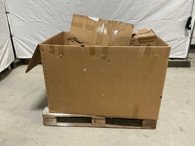 Pallet retourgoederen - afbeelding 2 van  5