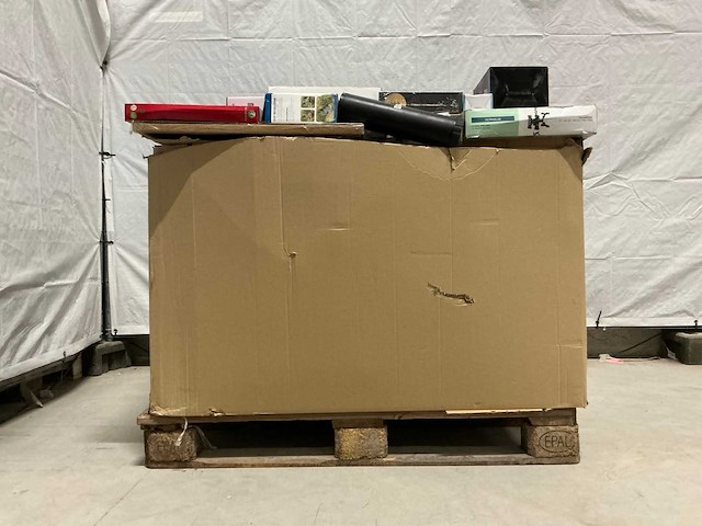 Pallet retourgoederen - afbeelding 3 van  11