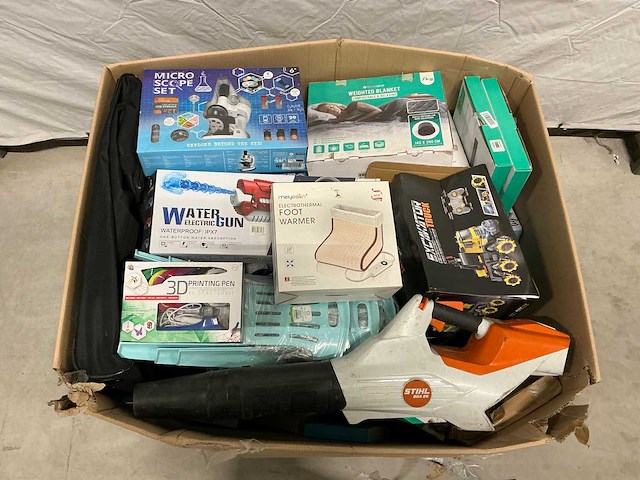 Pallet retourgoederen - afbeelding 1 van  9