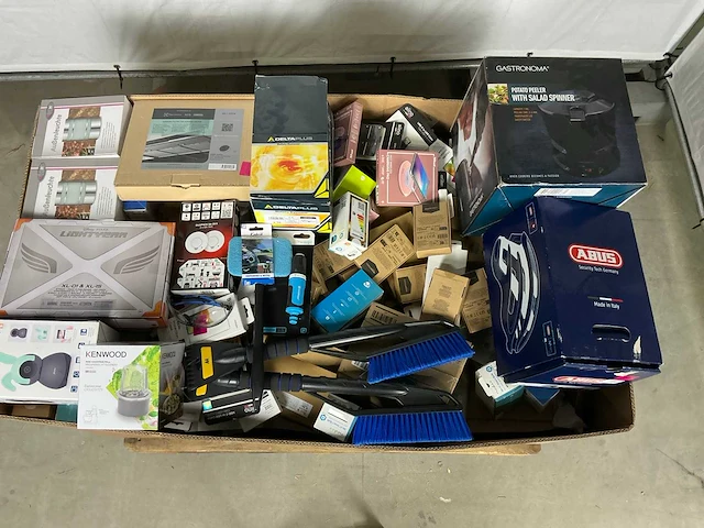 Pallet retourgoederen - afbeelding 1 van  7