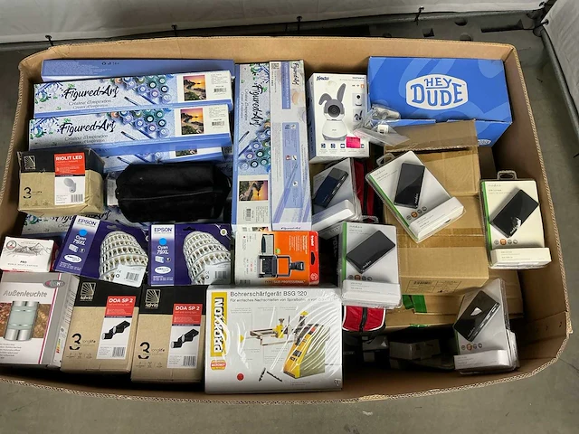 Pallet retourgoederen - afbeelding 1 van  6