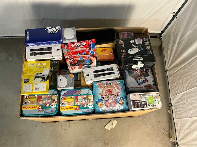 Pallet retourgoederen - afbeelding 1 van  5