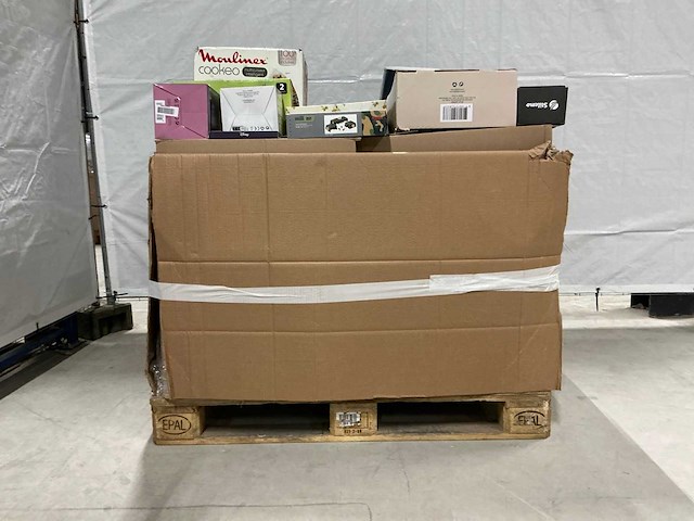 Pallet retourgoederen - afbeelding 1 van  11