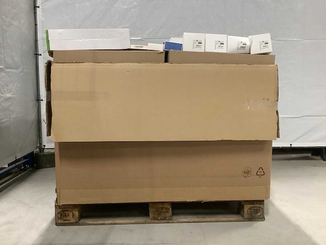 Pallet retourgoederen - afbeelding 8 van  8