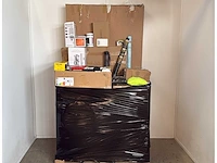 Pallet retourgoederen. - afbeelding 3 van  4