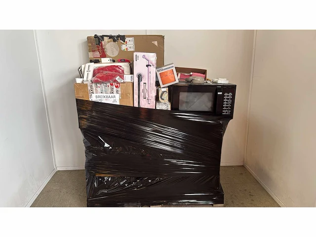 Pallet retourgoederen - afbeelding 1 van  5