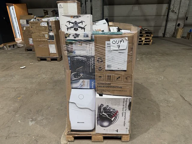 Pallet retourgoederen - afbeelding 1 van  12