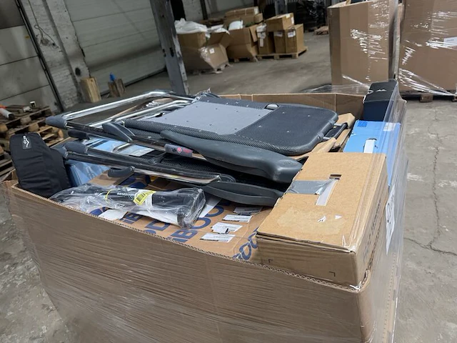 Pallet retourgoederen - afbeelding 3 van  9