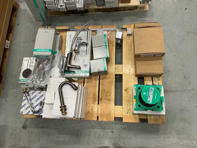 Pallet sanitair & wellnessaccesoires - afbeelding 1 van  8