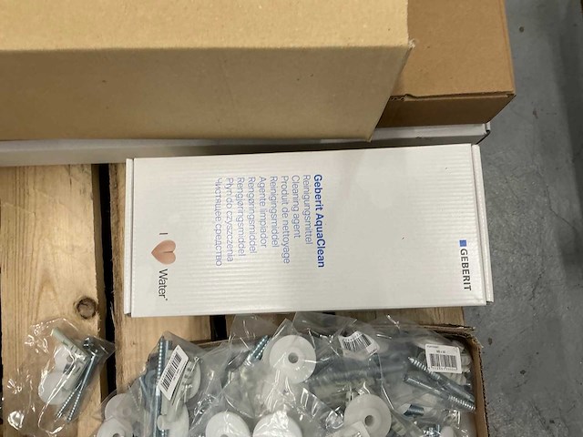 Pallet sanitair & wellnessaccesoires - afbeelding 7 van  10