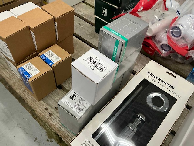 Pallet sanitair & wellnessaccesoires - afbeelding 3 van  9