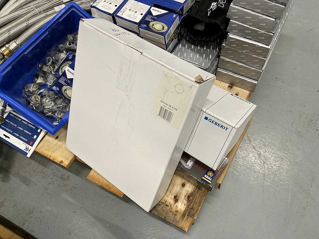 Pallet sanitair & wellnessaccesoires - afbeelding 1 van  10