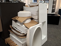 Pallet sanitair - afbeelding 3 van  7