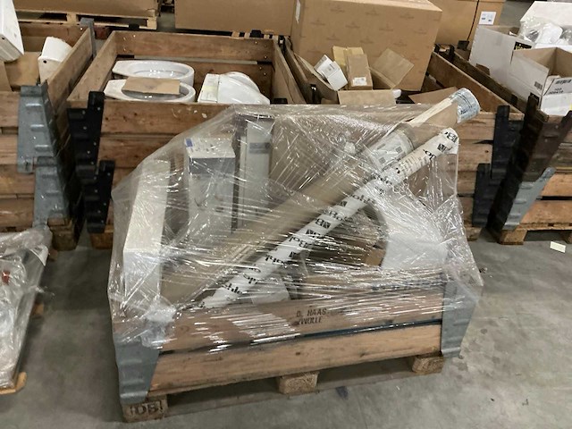 Pallet sanitairaccesoires (9x) - afbeelding 9 van  19