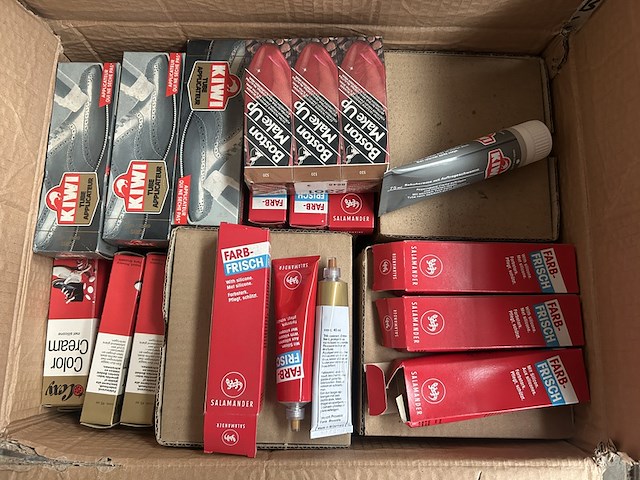Pallet schoenartikelen w.o. schoensmeer, inlegzolen - afbeelding 2 van  6