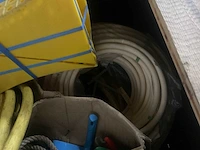 Pallet slangen & schoonmaak benodigdheden - afbeelding 8 van  8