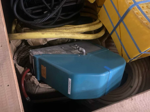 Pallet slangen & schoonmaak benodigdheden - afbeelding 4 van  8