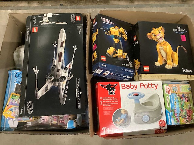 Pallet speelgoed met o.a lego en playmobil - afbeelding 1 van  8