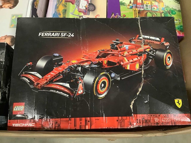 Pallet speelgoed met o.a lego en smoby - afbeelding 2 van  9