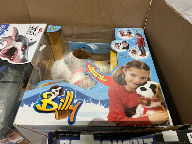 Pallet speelgoed met o.a playmobil, monoploy en barbie - afbeelding 4 van  10