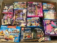 Pallet speelgoed o.a playmobil, lego en barbie - afbeelding 1 van  12