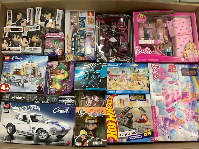 Pallet speelgoed o.a playmobil, lego en pokemon - afbeelding 1 van  11