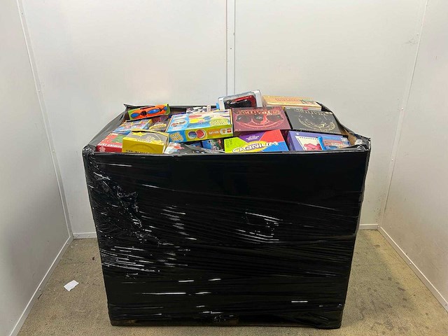 Pallet speelgoed - afbeelding 2 van  2