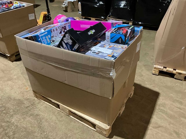 Pallet speelgoed - afbeelding 1 van  13