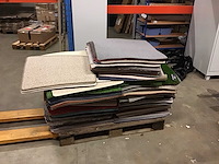 Pallet stalen van vloerkleed - afbeelding 2 van  4