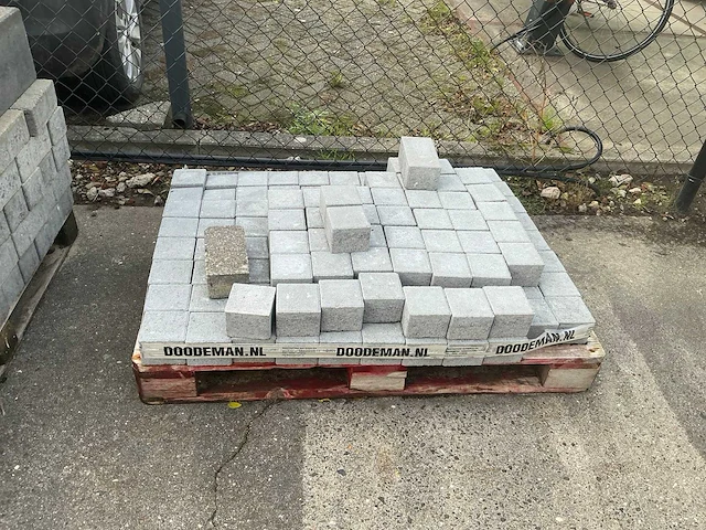 Pallet stenen,grind & bakstenen (8x) - afbeelding 5 van  14