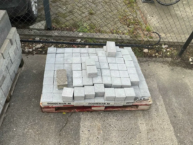 Pallet stenen,grind & bakstenen (8x) - afbeelding 6 van  14
