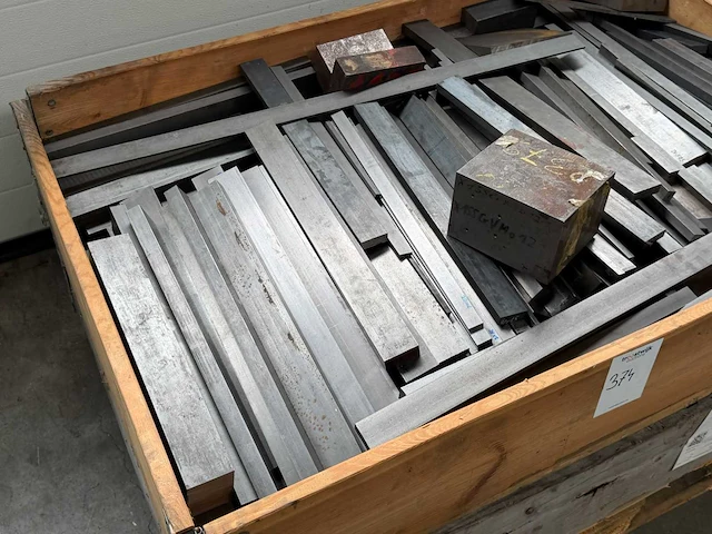 Pallet strip/plat massief materiaal - afbeelding 3 van  4
