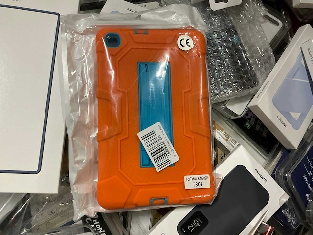 Pallet telefoon-accessoires - afbeelding 1 van  9