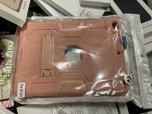 Pallet telefoon-accessoires - afbeelding 1 van  5