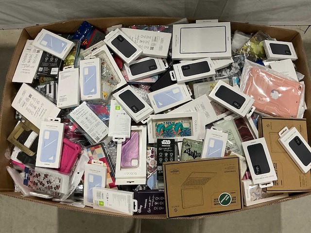 Pallet telefoon-accessoires - afbeelding 1 van  3