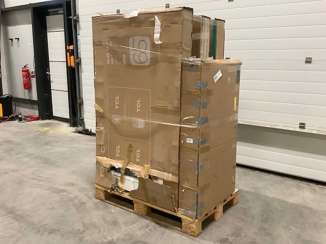 Pallet televisie - 10 items - afbeelding 1 van  8