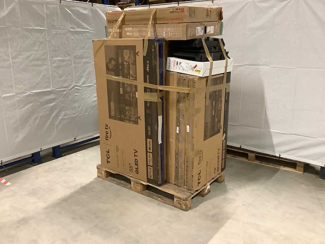 Pallet televisies retourgoederen - 15 items - afbeelding 1 van  9