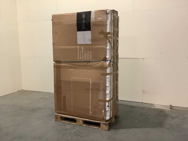 Pallet televisies retourgoederen - 3 items - afbeelding 1 van  6