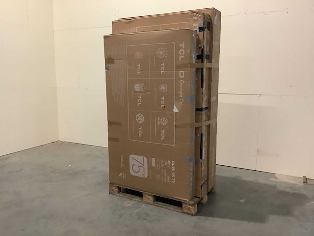 Pallet televisies retourgoederen - 4 items - afbeelding 1 van  8