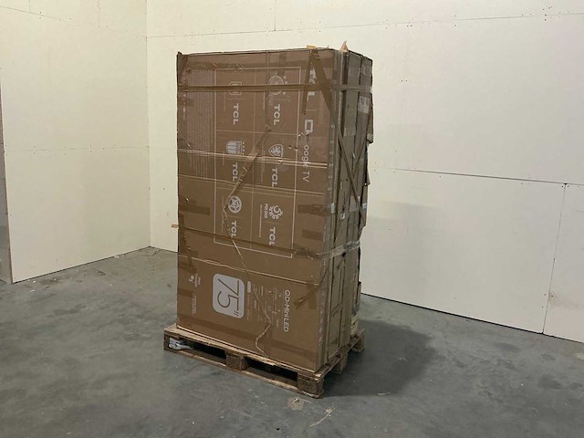 Pallet televisies retourgoederen - 4 items - afbeelding 1 van  9
