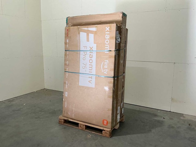 Pallet televisies retourgoederen - 4 items - afbeelding 1 van  7