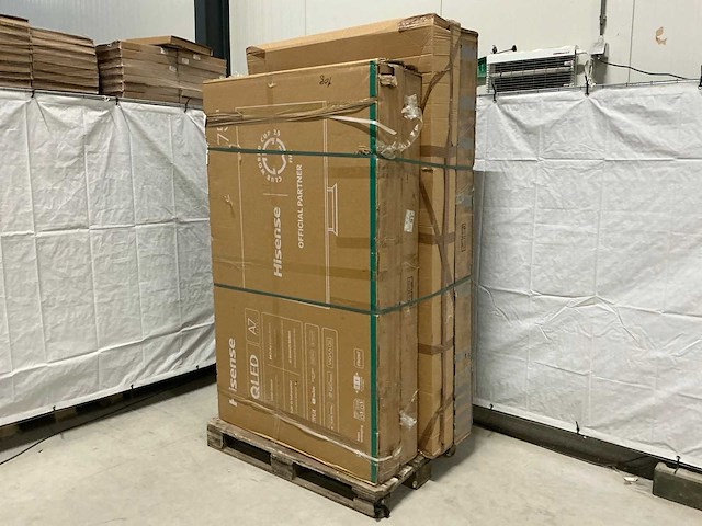 Pallet televisies retourgoederen - 4 items - afbeelding 1 van  7