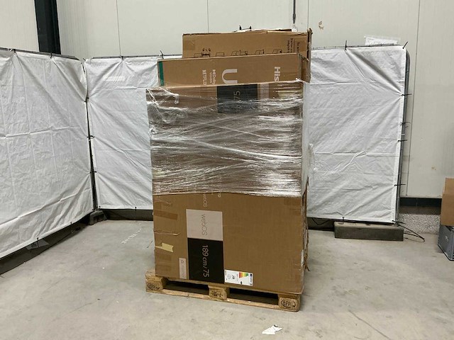 Pallet televisies retourgoederen - 4 items - afbeelding 1 van  5
