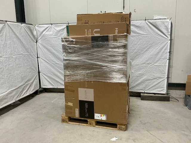 Pallet televisies retourgoederen - 4 items - afbeelding 1 van  5